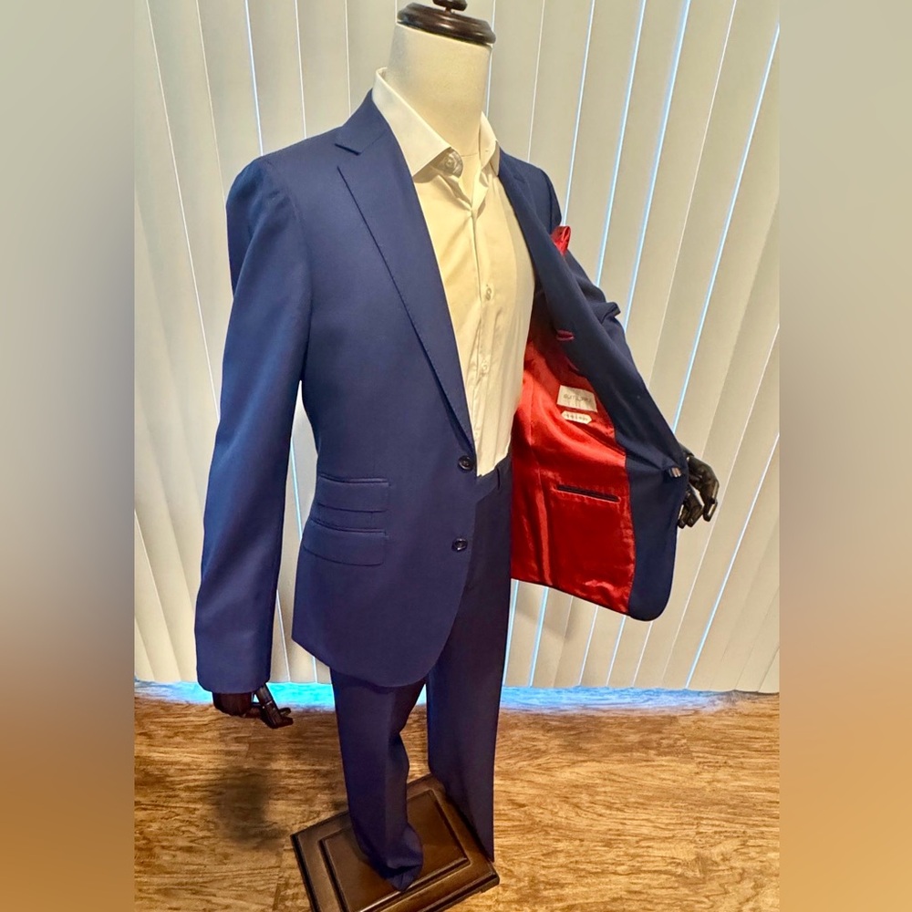 Suitsupply Blue Sienna Suit Size 38L